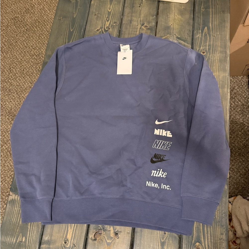Nike Women’s Size L Crew Neck New With Tags!